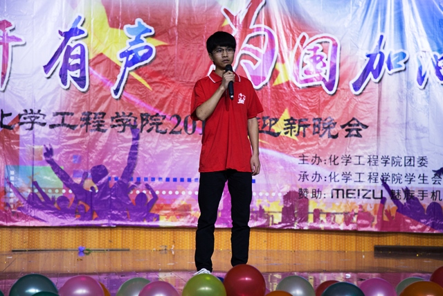 访谈《不忘初心,砥砺前行》 纪洪洋摄影 访谈《不忘初心,砥砺前行》 纪洪洋摄影